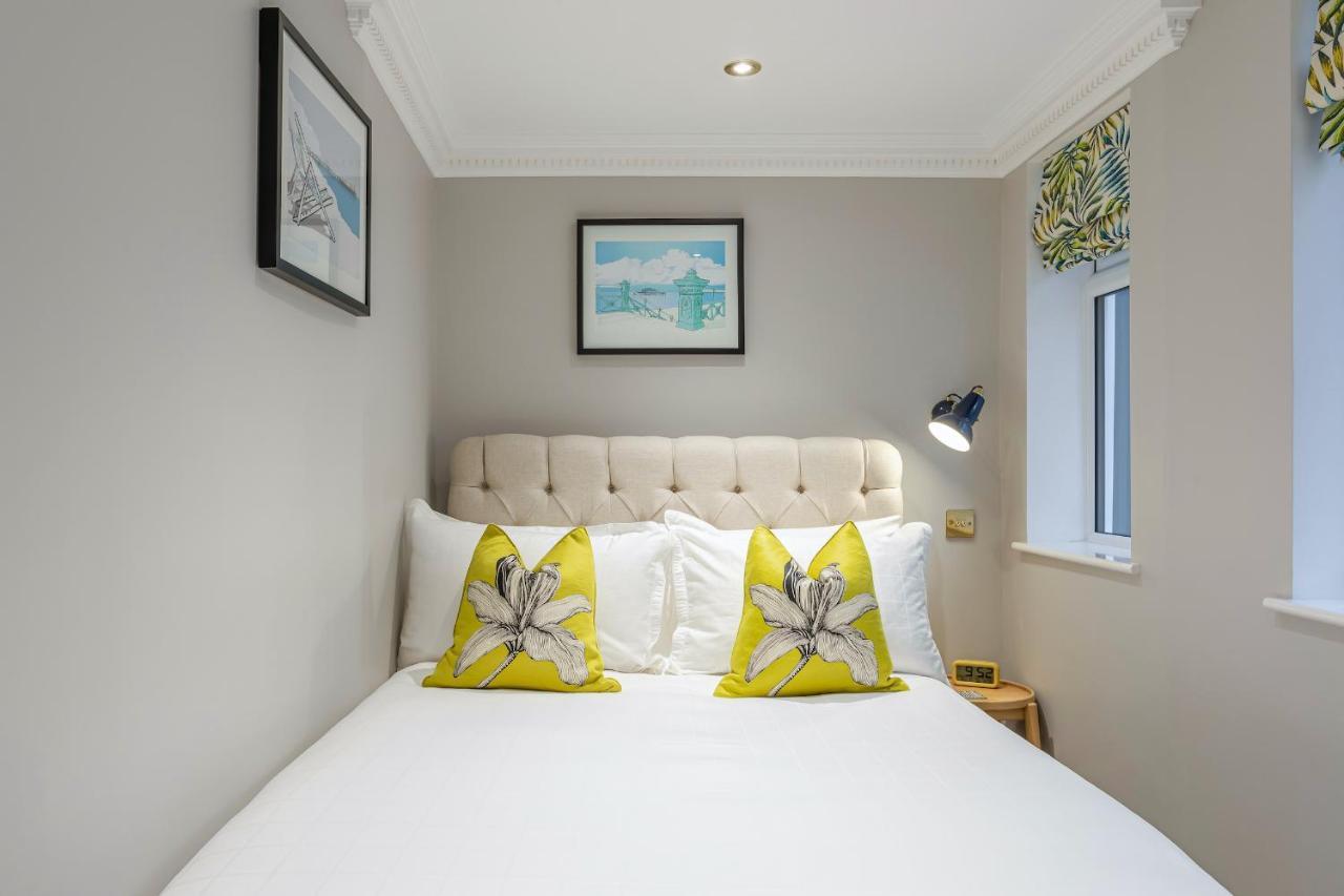 Beaches Brighton - Luxury Seafront Accommodation エクステリア 写真