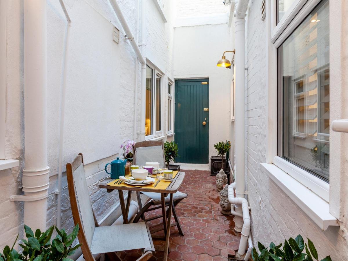 Beaches Brighton - Luxury Seafront Accommodation エクステリア 写真